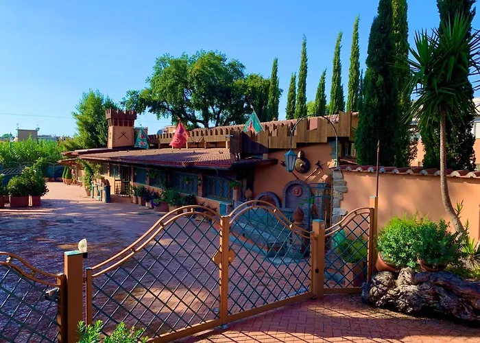 La Vecchia Torre A Pochi Minuti Dal Gemelli E Stazione FL3 Direzione San Pietro Vaticano - CentroAlbergo